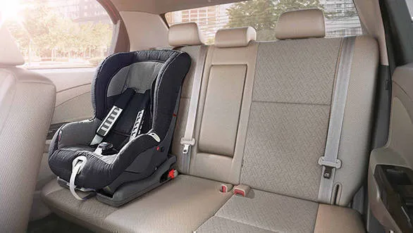 ISOFIX ( Amendment - Optional Extra )