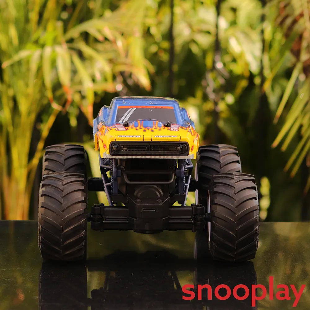 Remote Controlled Monster Truck with Oversized Tires (Scale 1:14)