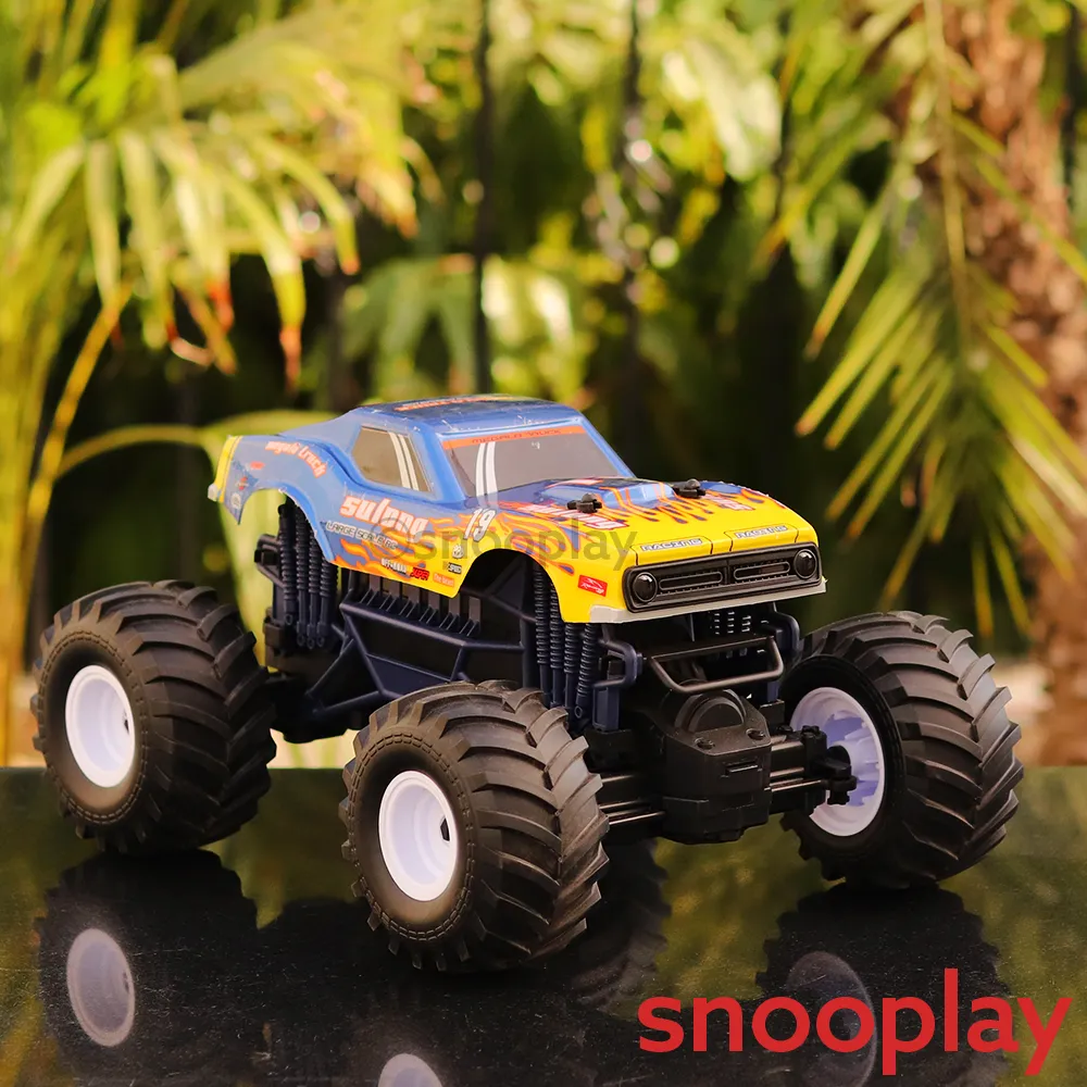 Remote Controlled Monster Truck with Oversized Tires (Scale 1:14)