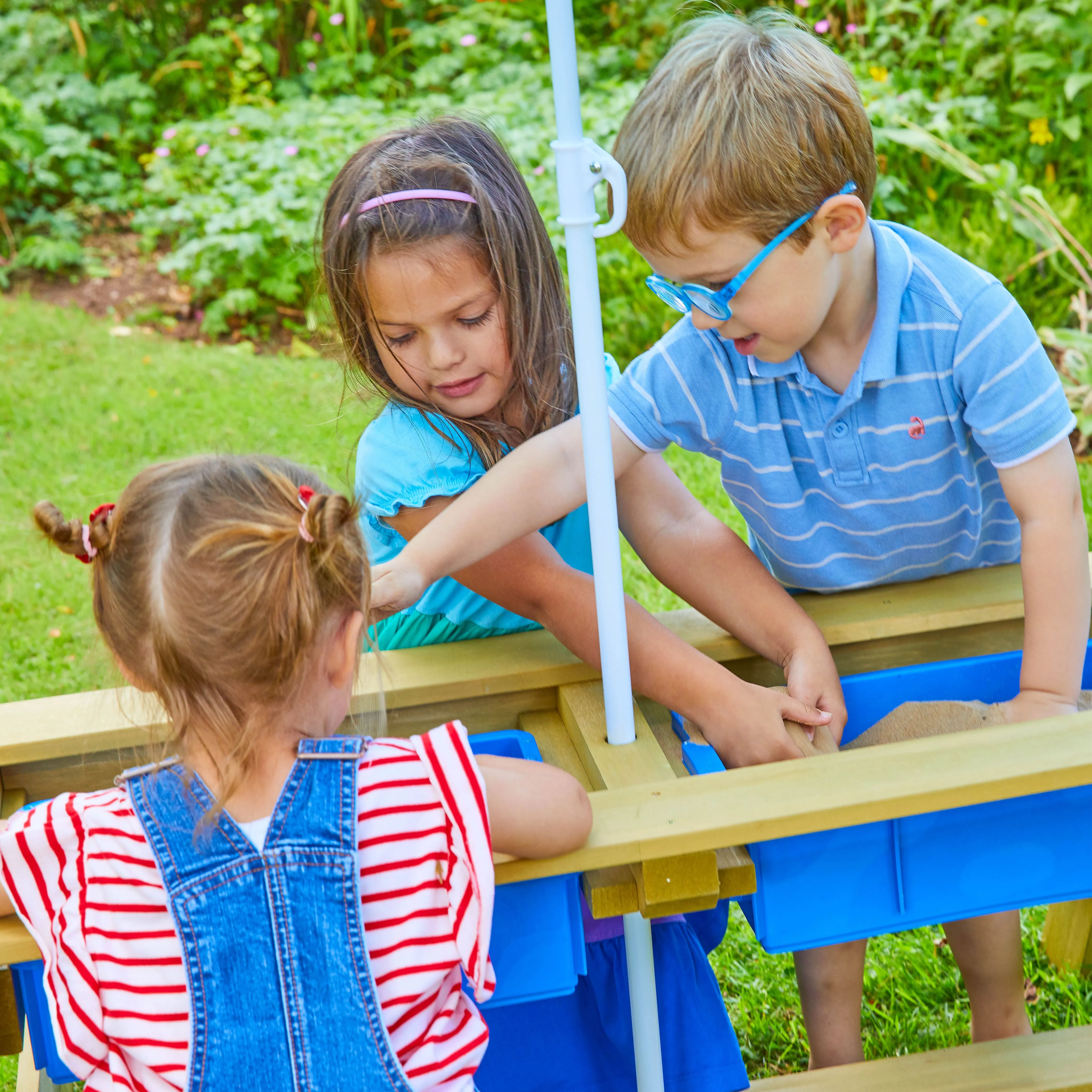 TP Wooden Picnic Table with Parasol - FSC® certified