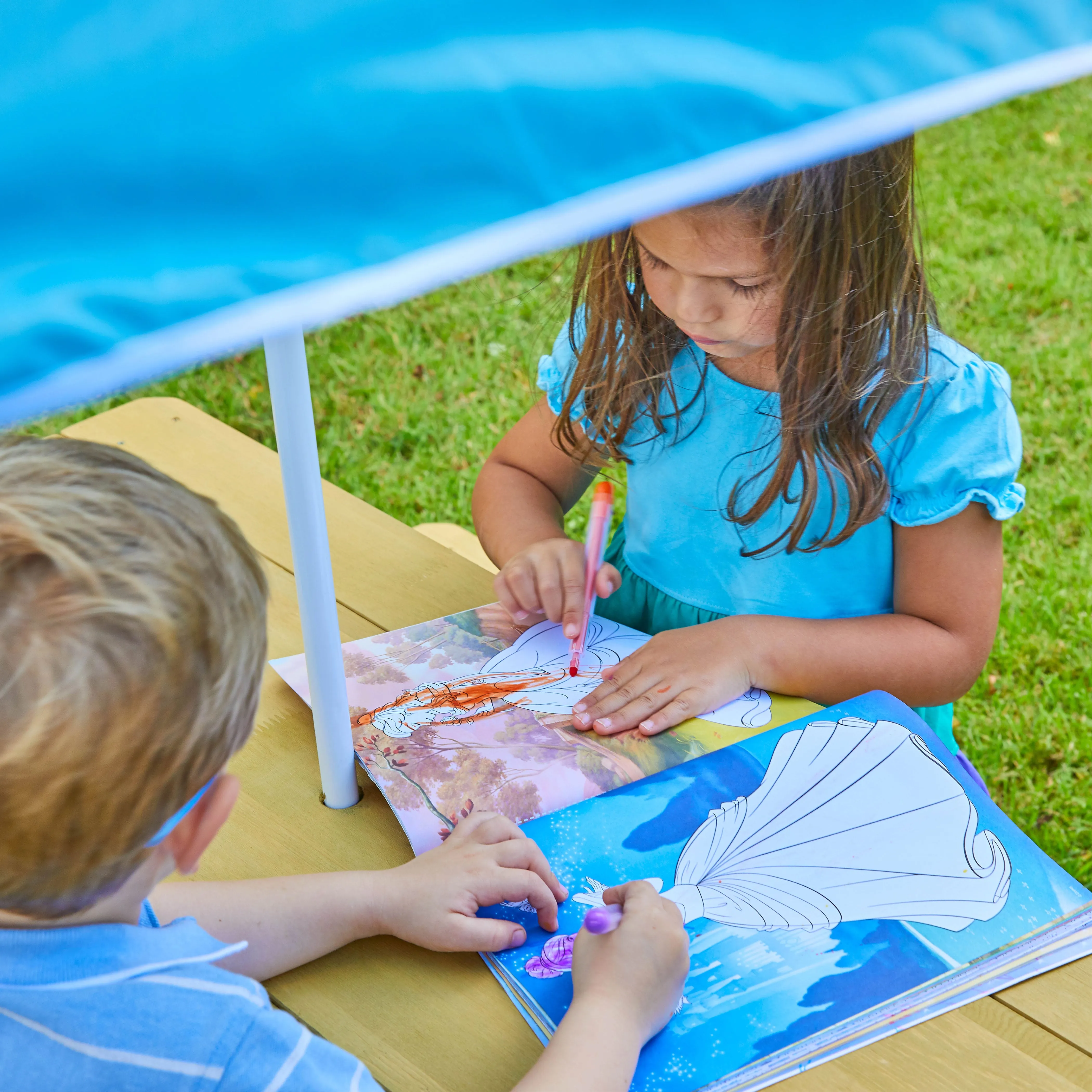 TP Wooden Picnic Table with Parasol - FSC® certified